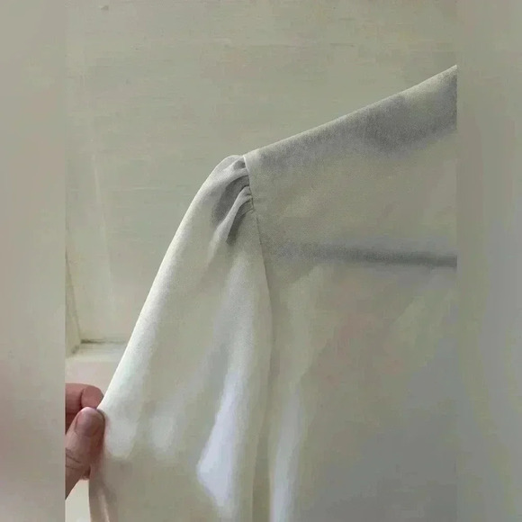 mid-century modern white long sleeve blouse with ruffles - Picture 7 of 7